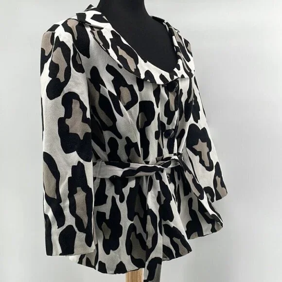 SANDRO Sportswear Blazer Animal Print Jacket 3/4 length sleeve button front sz L - Picture 2 of 7